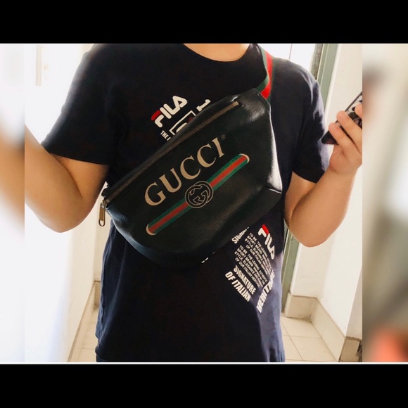 Authentic Gucci logo leather belt bag. - Picture 6 of 8